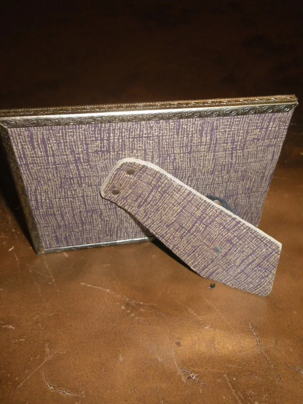 Vintage frame measures
